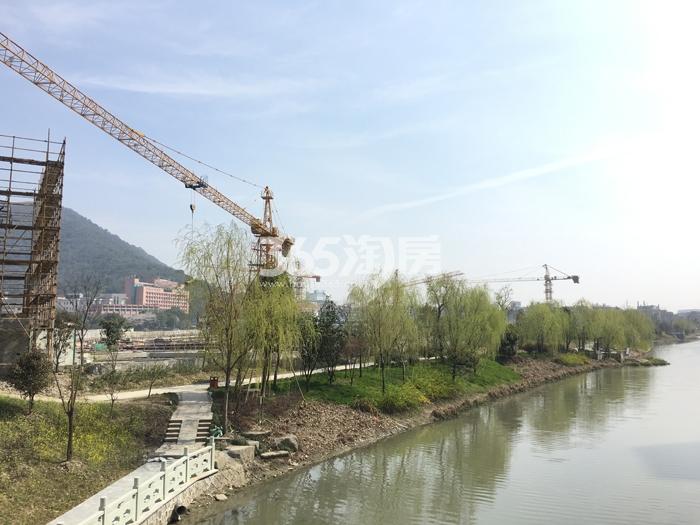 2016年3月广宇万科公园里项目工地及周边河流